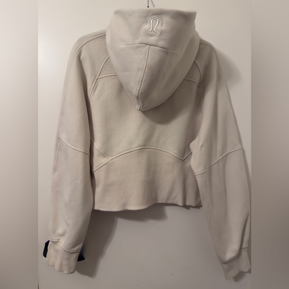 Lululemon - Oversized Scuba Half-Zip w/ hood

Size: M/L
Color: Cream